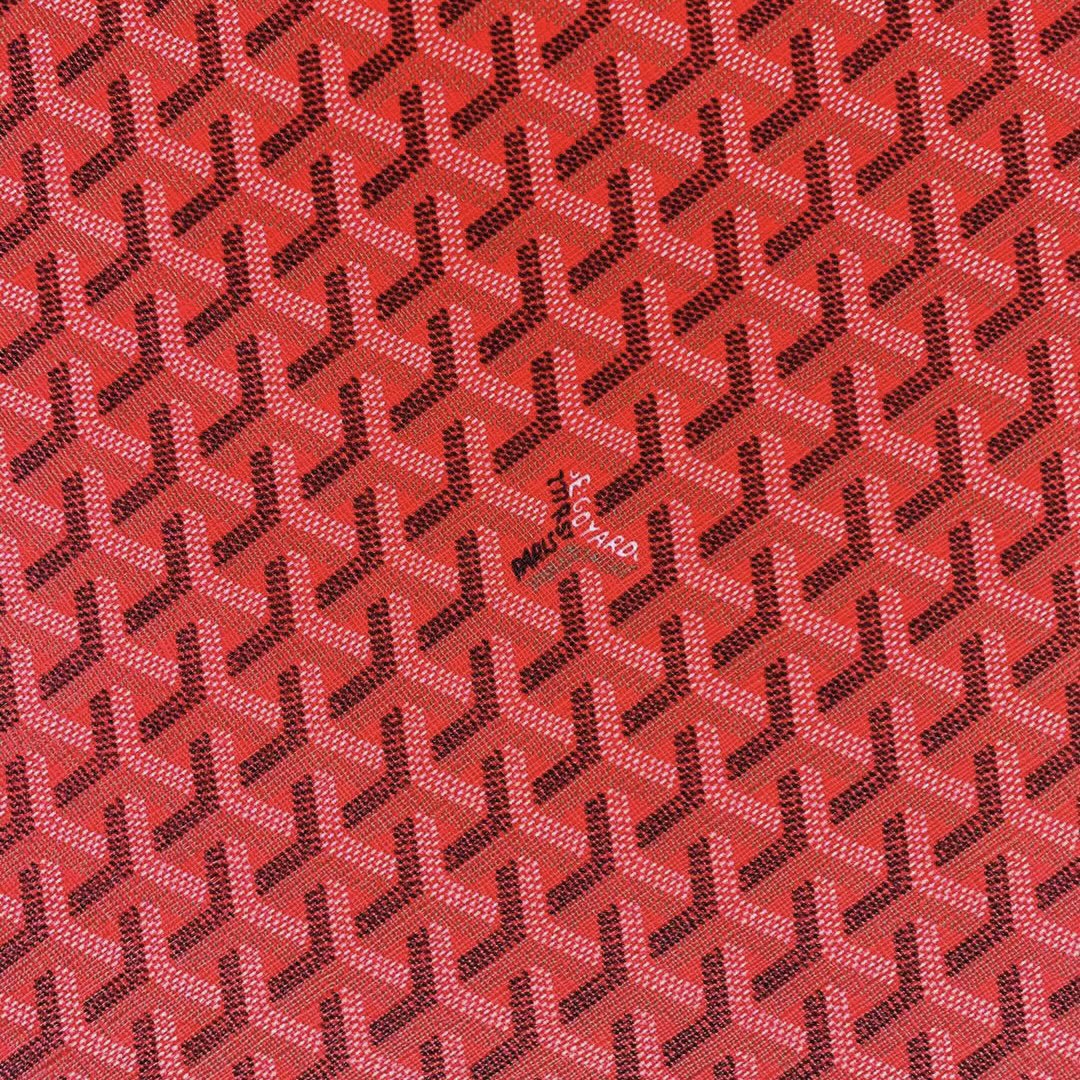 Red Goyard image 1