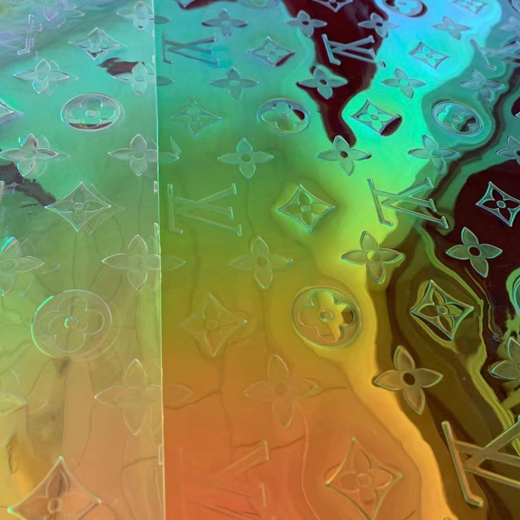 Iridescent Louis Vuitton image 3