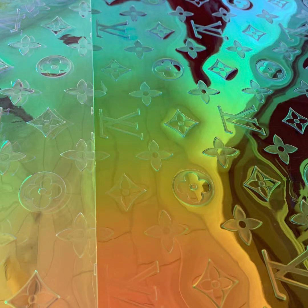 Iridescent Louis Vuitton image 3